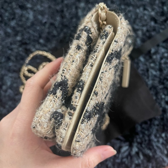 Chanel wallet on chain with pouch - Picture 5 of 12